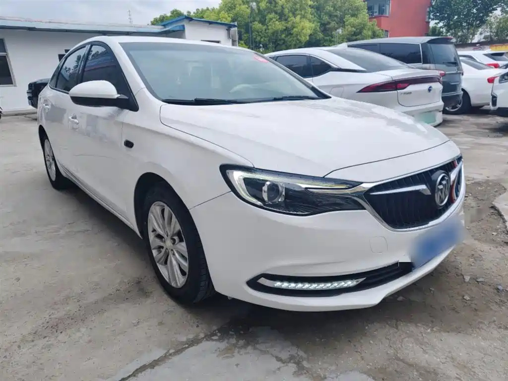 Buick Excelle 2018 15T Dual Clutch Elite (China V) фото 4