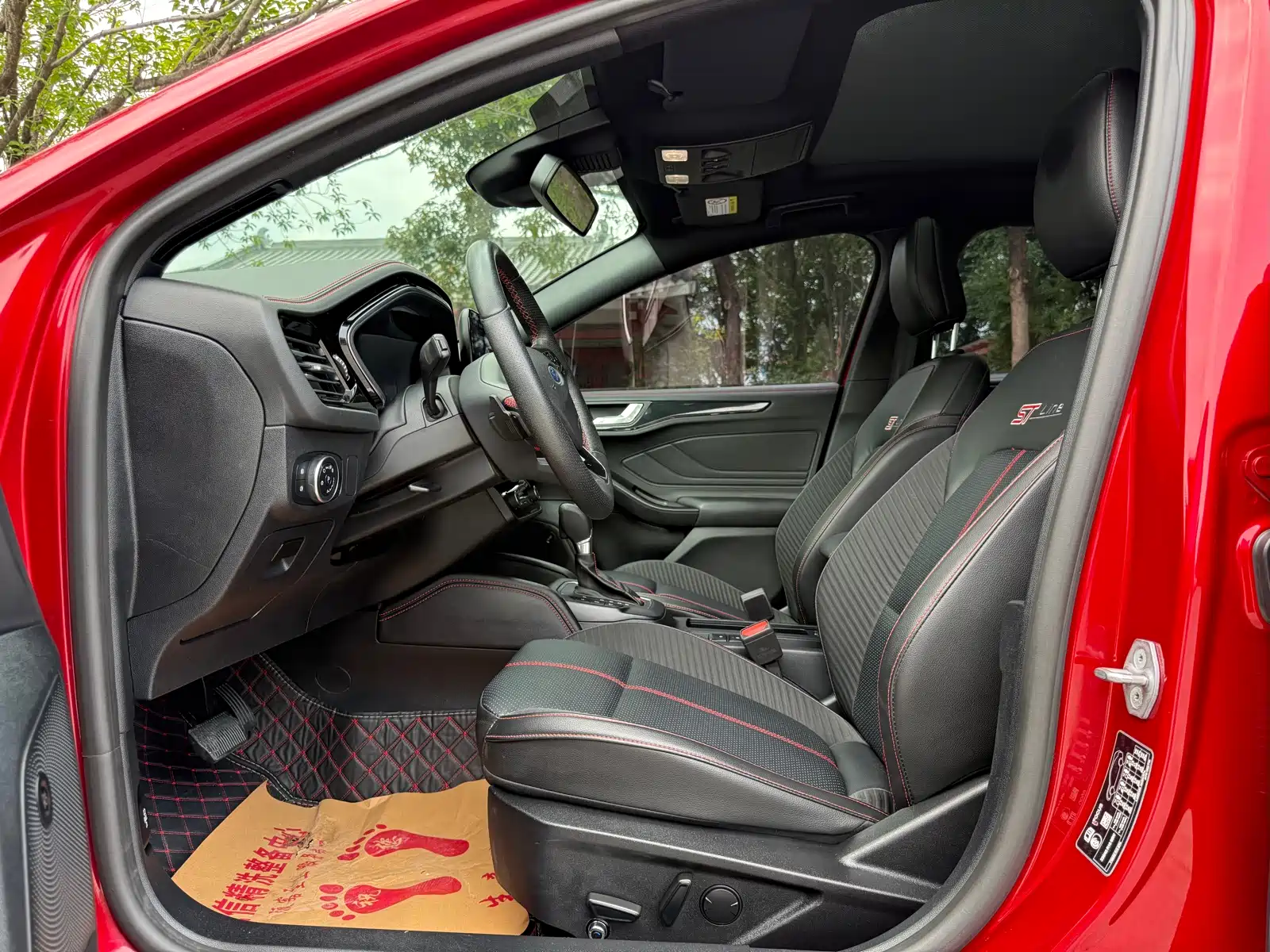 Photo 4 - Ford Focus