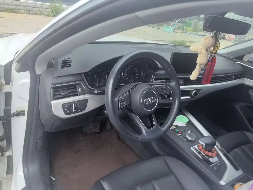 Audi A5 (Import) 2017 2017 Sportback 40 TFSI Fashion