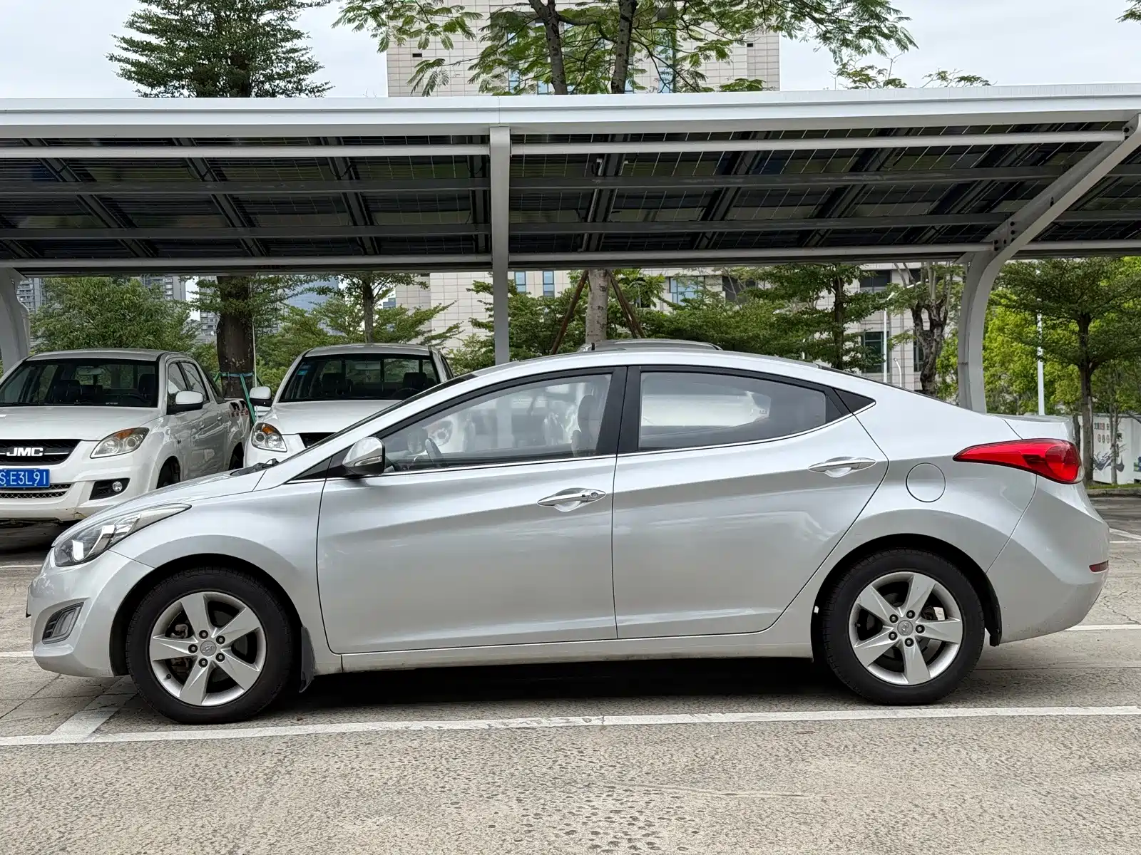 Photo 4 - Hyundai Langdong