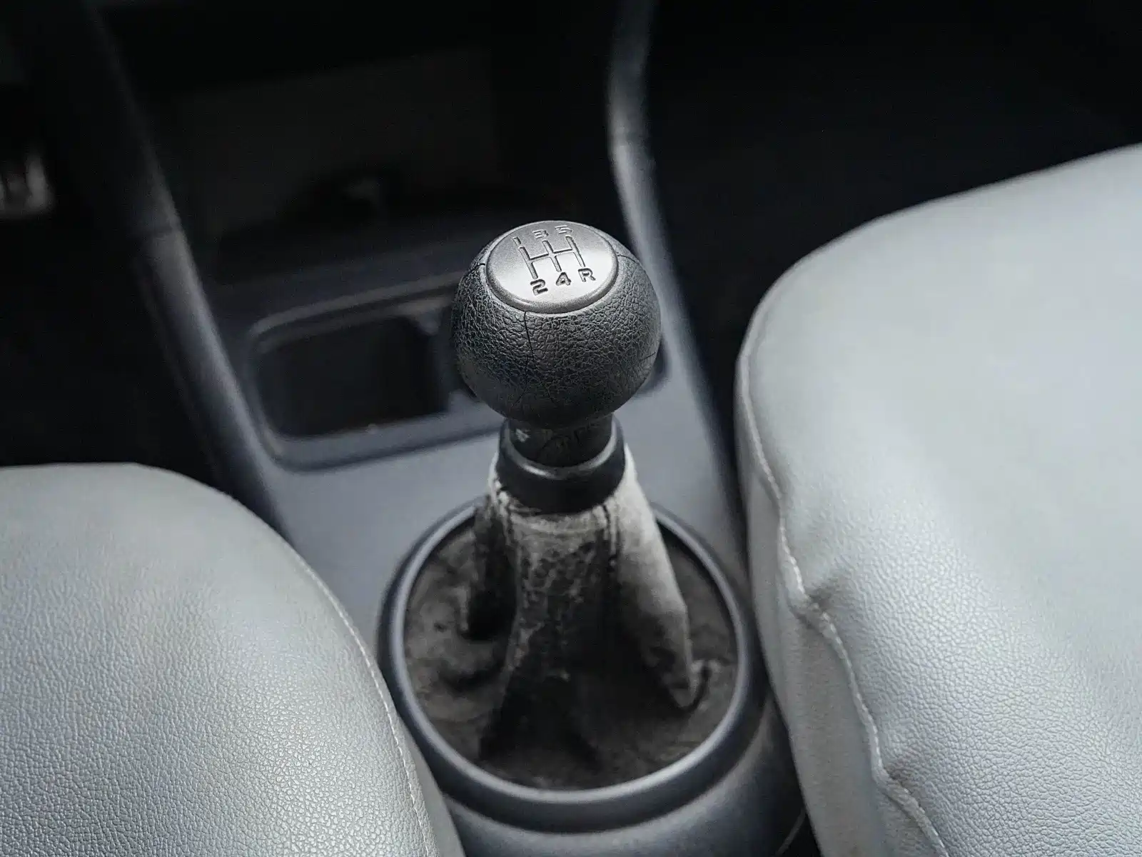 Photo 8 - Suzuki Alto