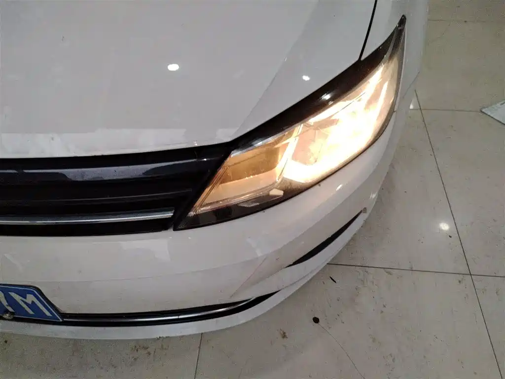 Volkswagen Lamando 2018 280TSI DSG Comfort Edition фото 24