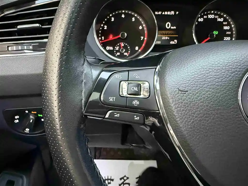Volkswagen Tiguan L 2019 330TSI Auto 2WD Smart Luxury Edition China V фото 11