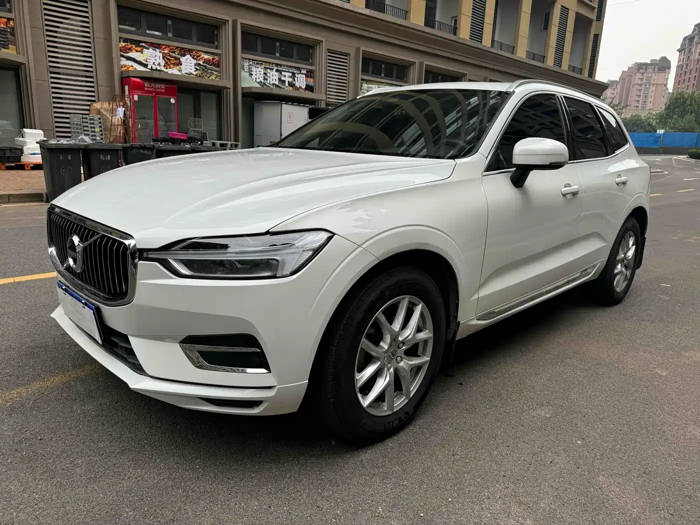 Photo 1 - Volvo XC60