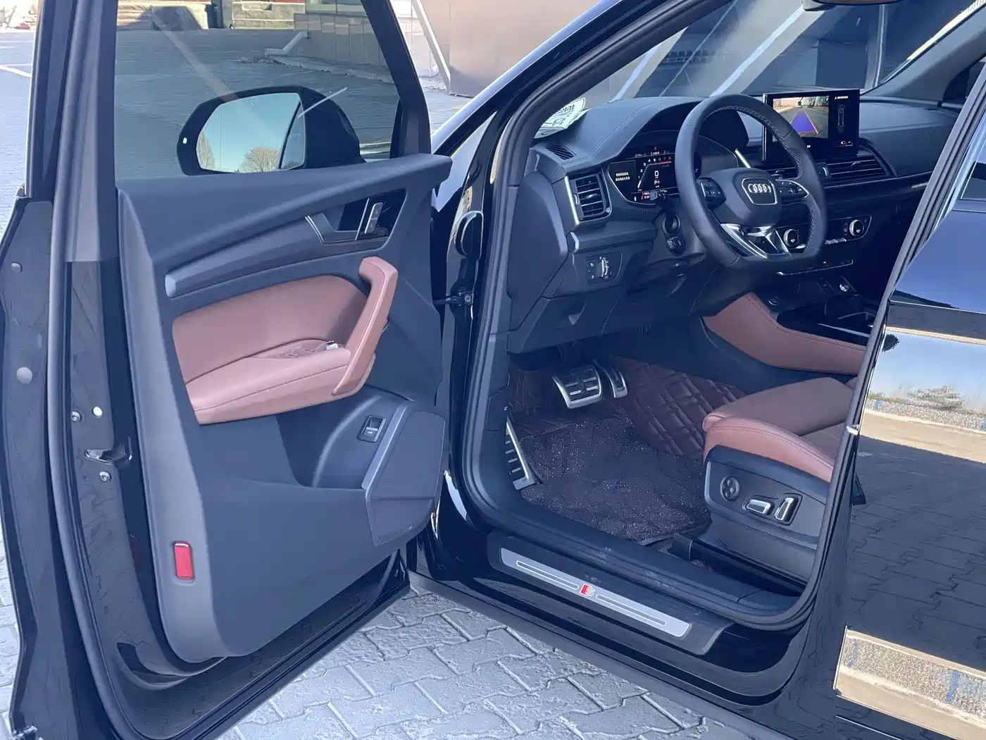 Audi Q5L 2025 40 TFSI Luxury Dynamic фото 11