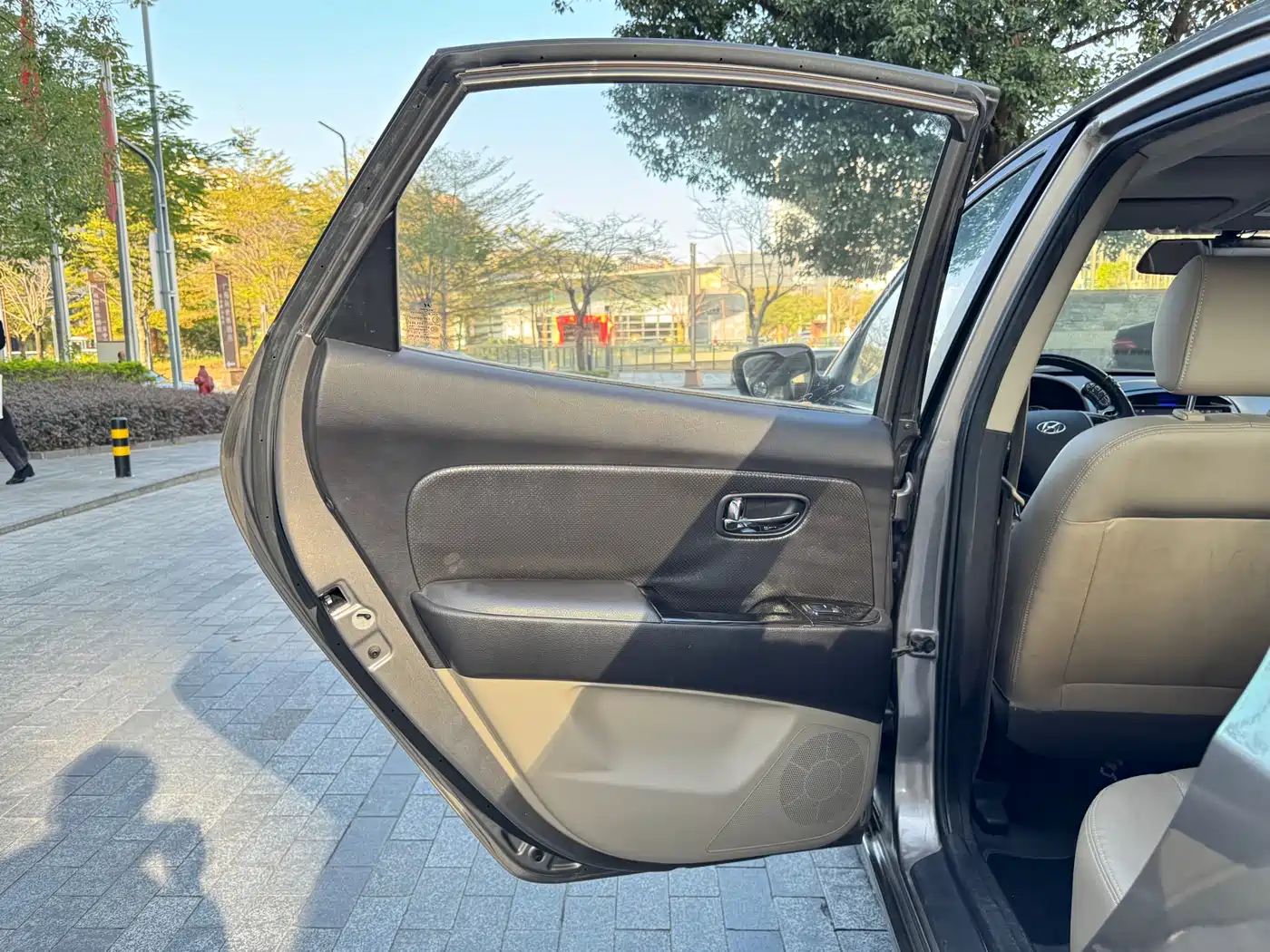 Hyundai Elantra 2011 1.6L Automatic Comfort фото 12