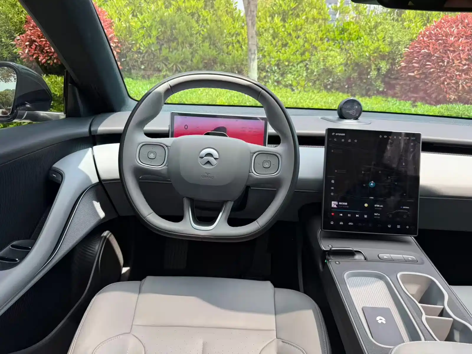 Фото 9 - NIO ET5T