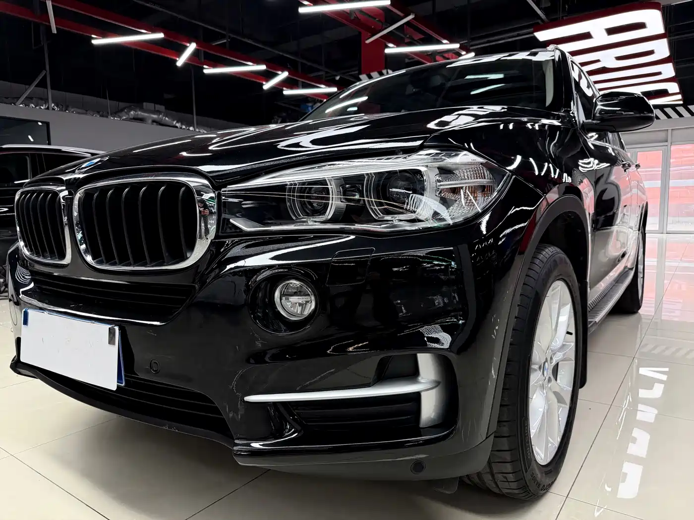 BMW X5 (Import) 2015 Model xDrive35i China Limited Edition фото 24