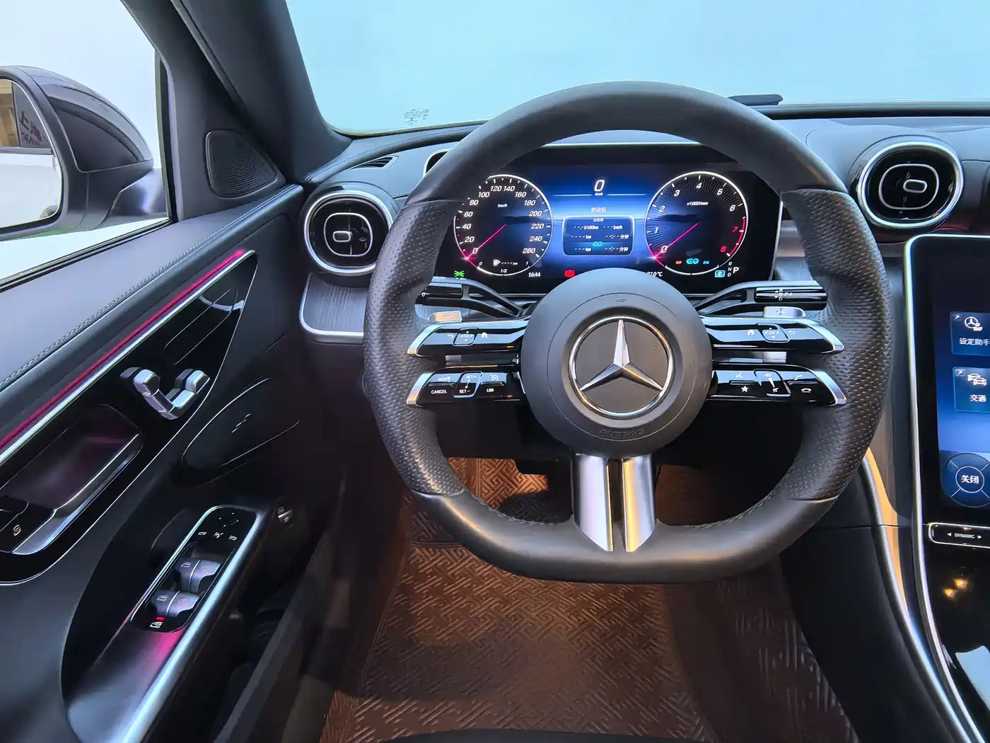 Mercedes-Benz C-Class 2022 C 200 L Sport Version фото 5