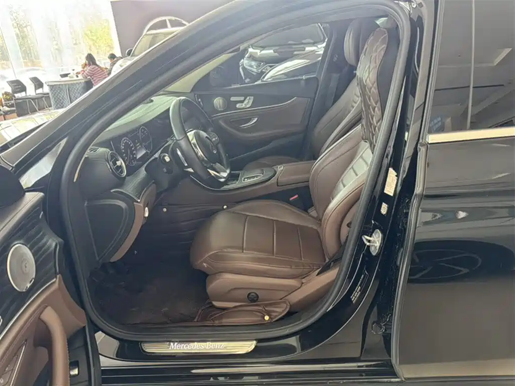 Mercedes-Benz E-Class 2019 Facelift E 300 L Sport Luxury фото 15