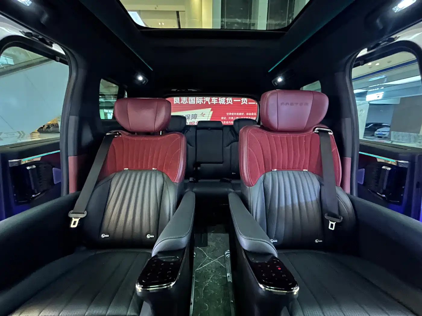 GAC Trumpchi Trumpchi M8 2023 Model Master Series 400T Flagship Edition фото 10