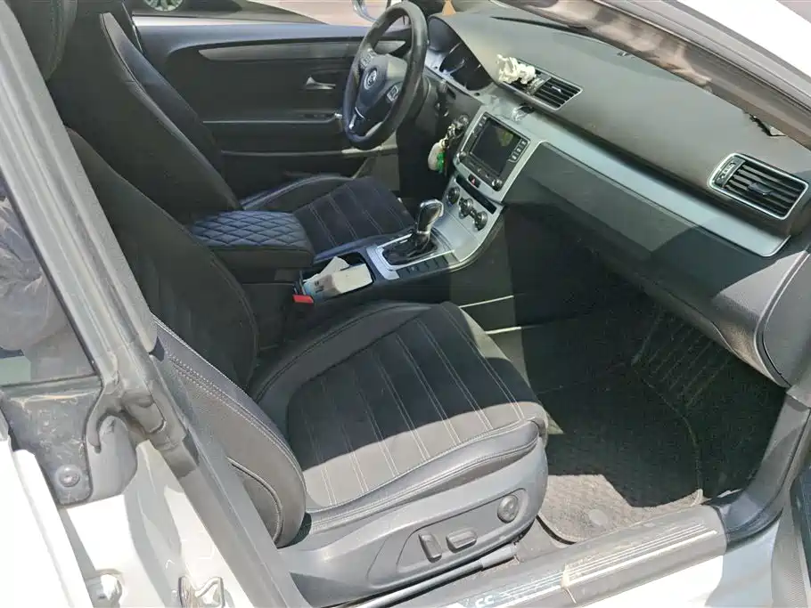 Volkswagen FAW-Volkswagen CC 2016 Model 1.8TSI Premium фото 8