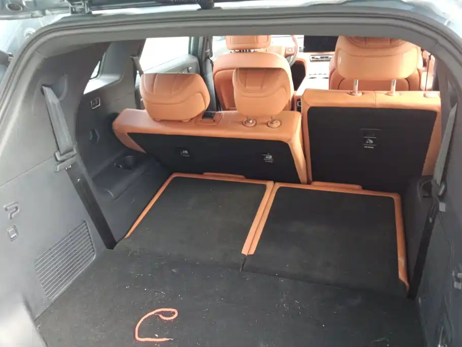 Jetour X70L 2025 2025 2.0T Automatic Flagship 7-Seater