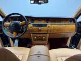 Фото 4 - Rolls-Royce Phantom
