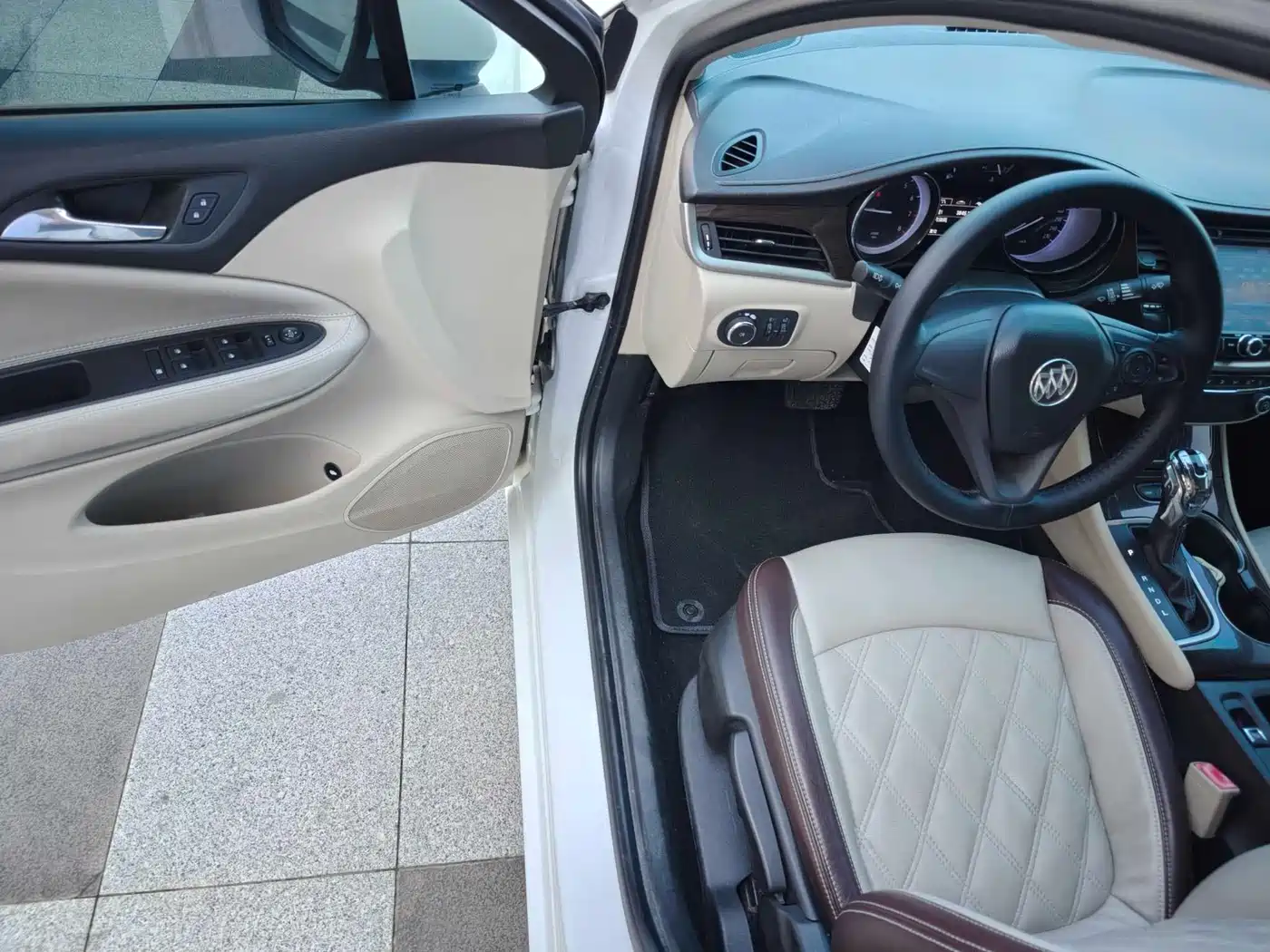 Buick Verano 2018 Sedan 15S Automatic Progressive фото 8