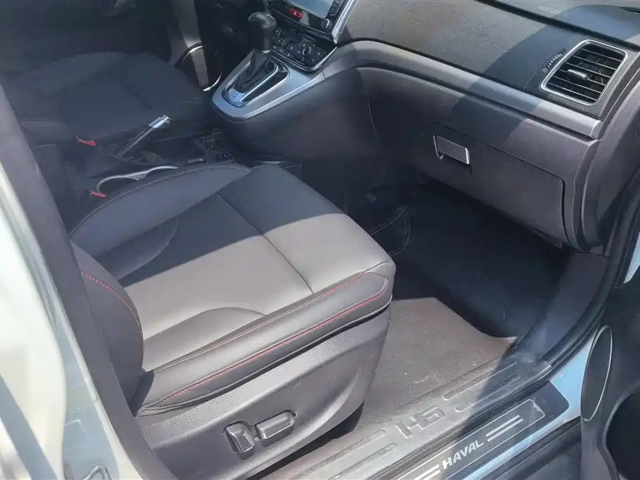Haval H6 2015 Sport 1.5T Automatic 2WD Luxury фото 8