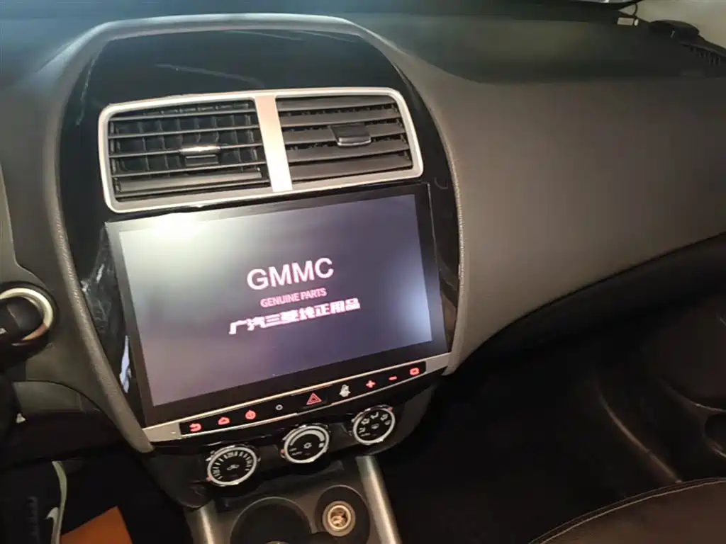 Mitsubishi ASX 2016 2.0L CVT 2WD Navigation Edition фото 13