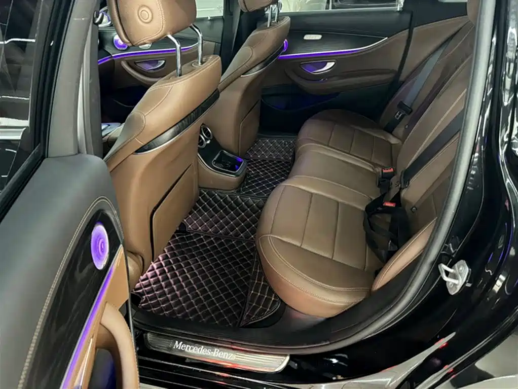 Mercedes-Benz E-Class 2023 E 260 L Sport фото 10