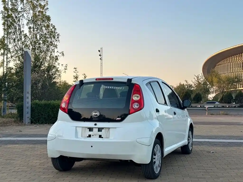 Photo 4 - BYD F0