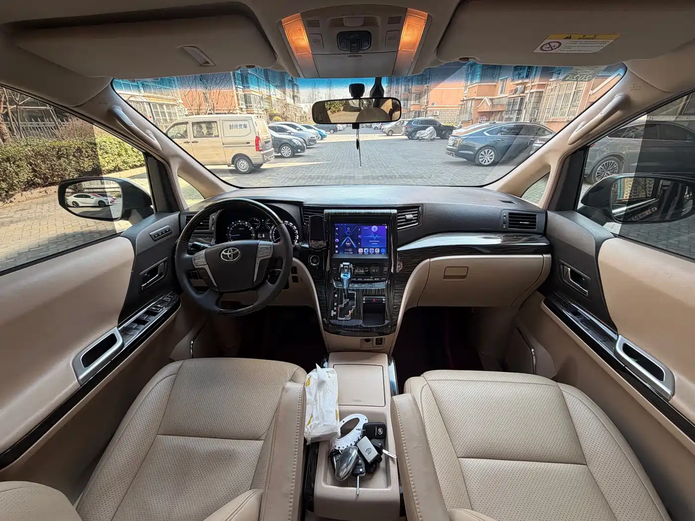 Toyota Alphard 2011 Model 2.4L Luxury фото 14
