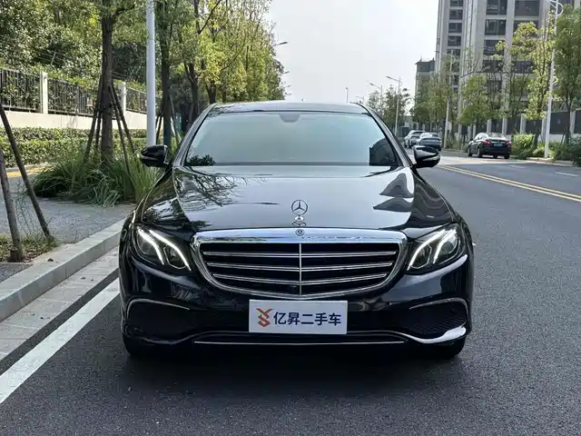 Mercedes-Benz E-Class 2019