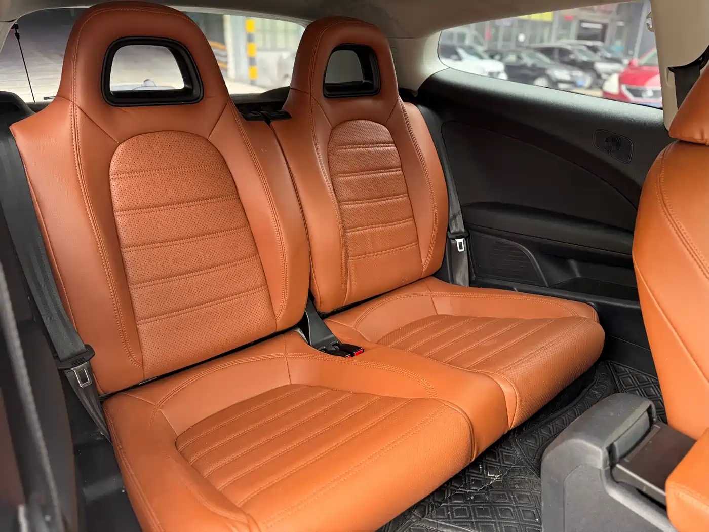 Volkswagen Scirocco 2015 1.4TSI Trend Edition фото 18