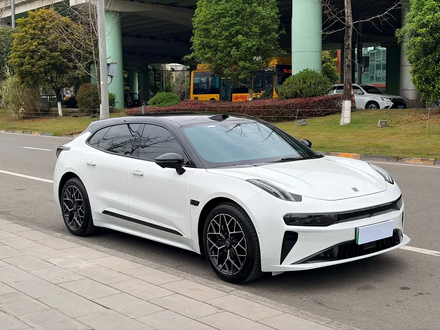 ZEEKR EXTREME KRYPTON 001