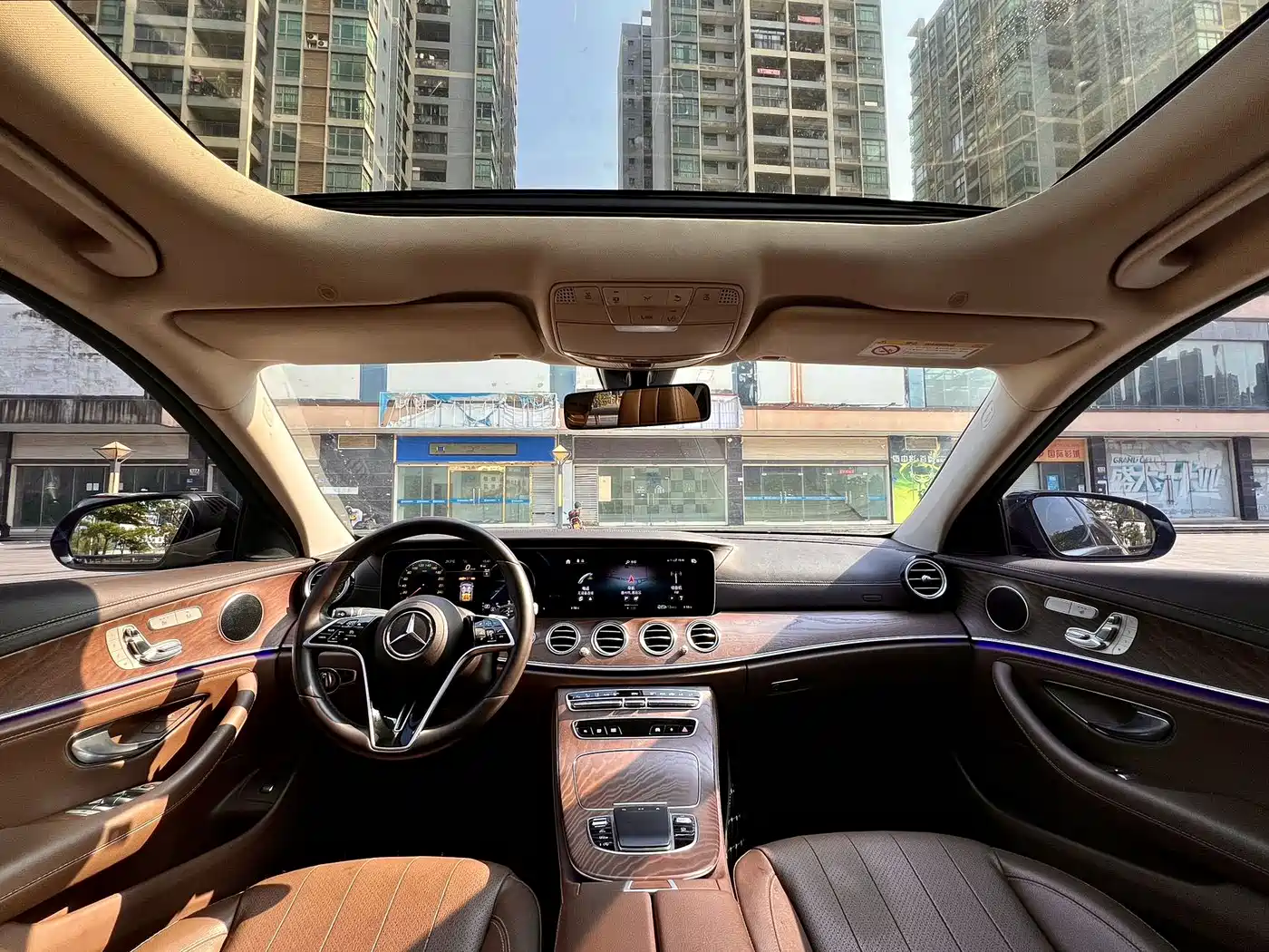 MERCEDES-BENZ E CLASS