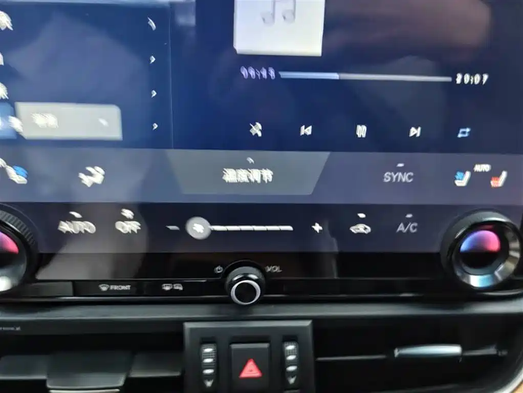 Lexus ES 2025 200 Ultimate Edition фото 5