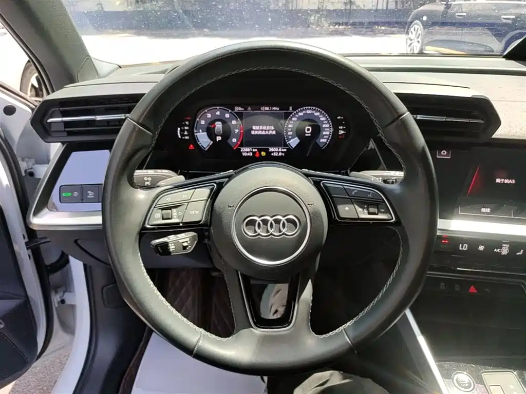 Audi A3 2024 Model Sportback 35 TFSI Fashion Sport фото 11