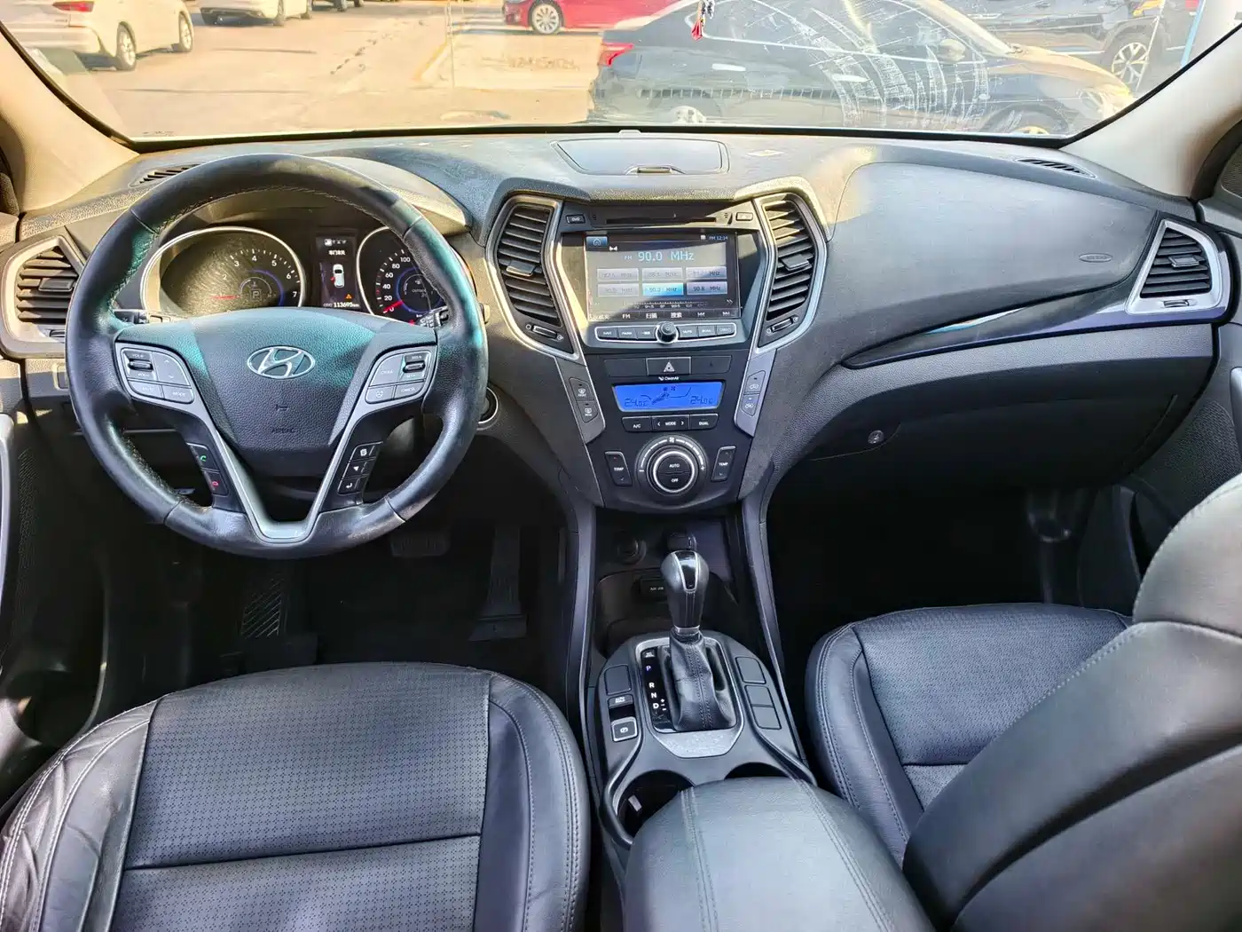 Hyundai Santa Fe 2013 Model 2.4L Automatic 2WD Smart фото 12