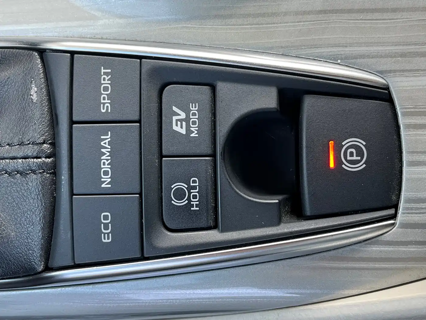 Toyota Camry 2019 Hybrid 2.5HG Luxury Edition China V фото 16