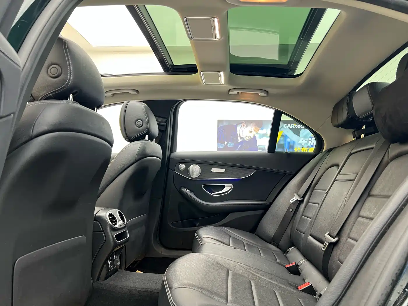 Mercedes-Benz C-Class 2021 C 260 L Sport Starry Exclusive Edition фото 27