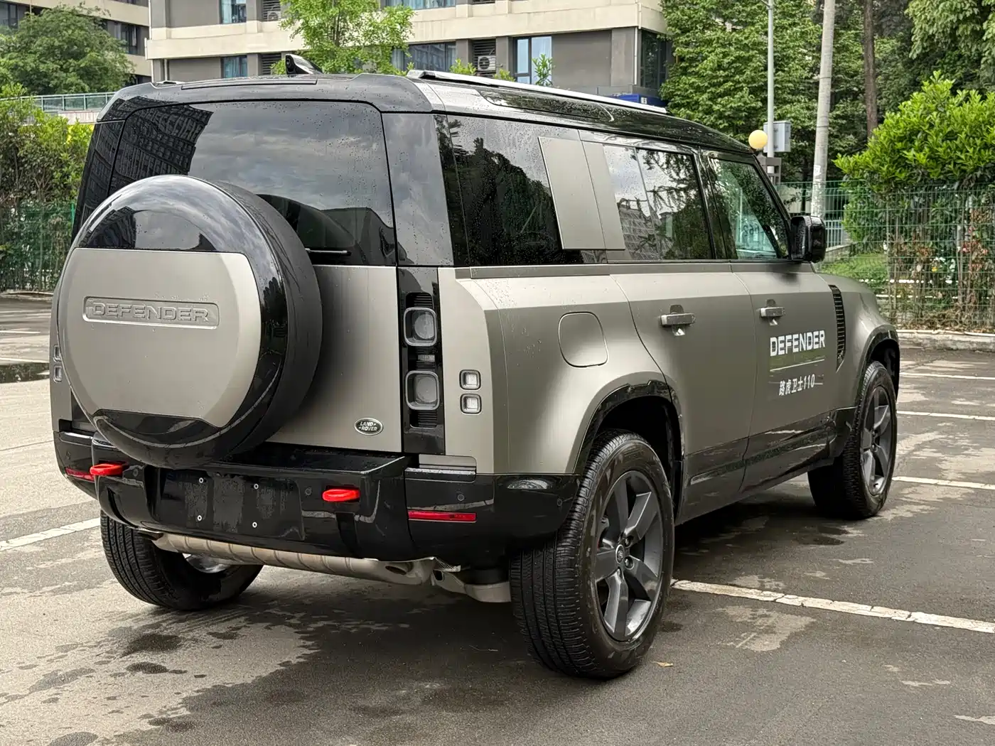 Land Rover Defender 2025 110 3.0T P400 X фото 5