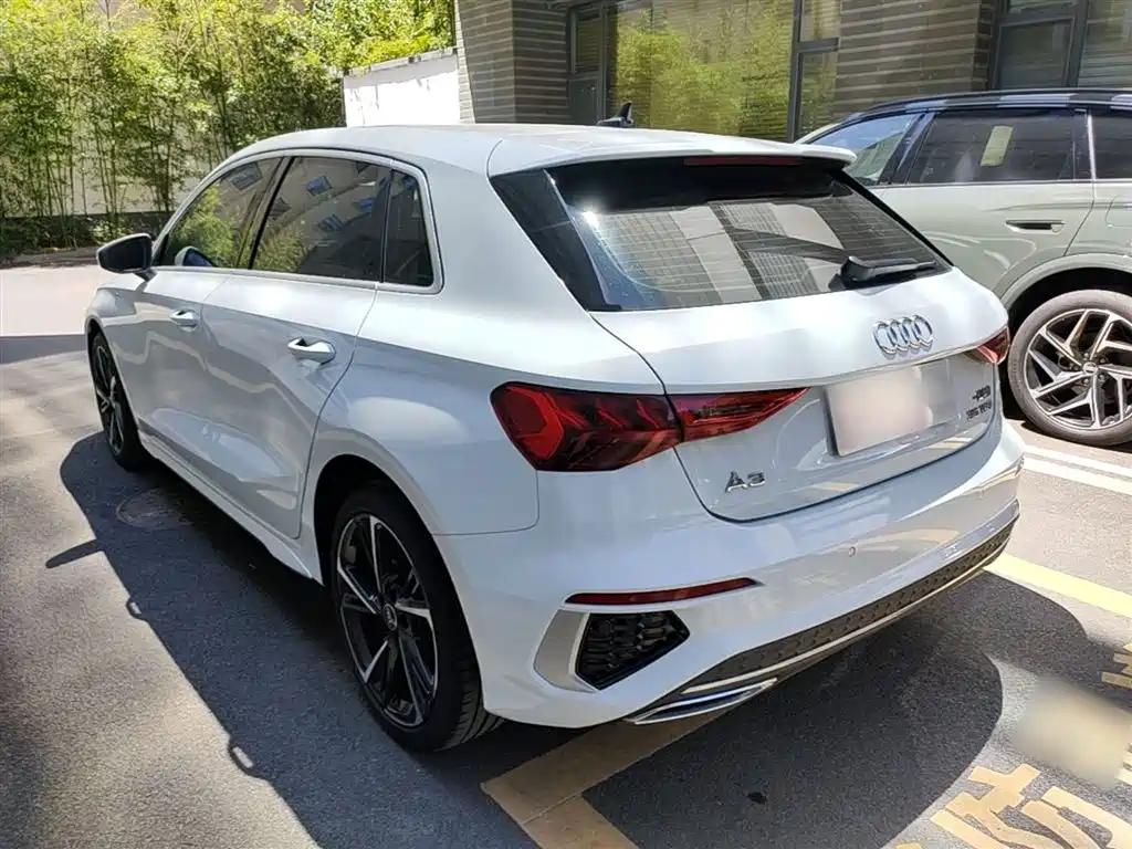 Audi A3 2024 Model Sportback 35 TFSI Fashion Sport фото 5