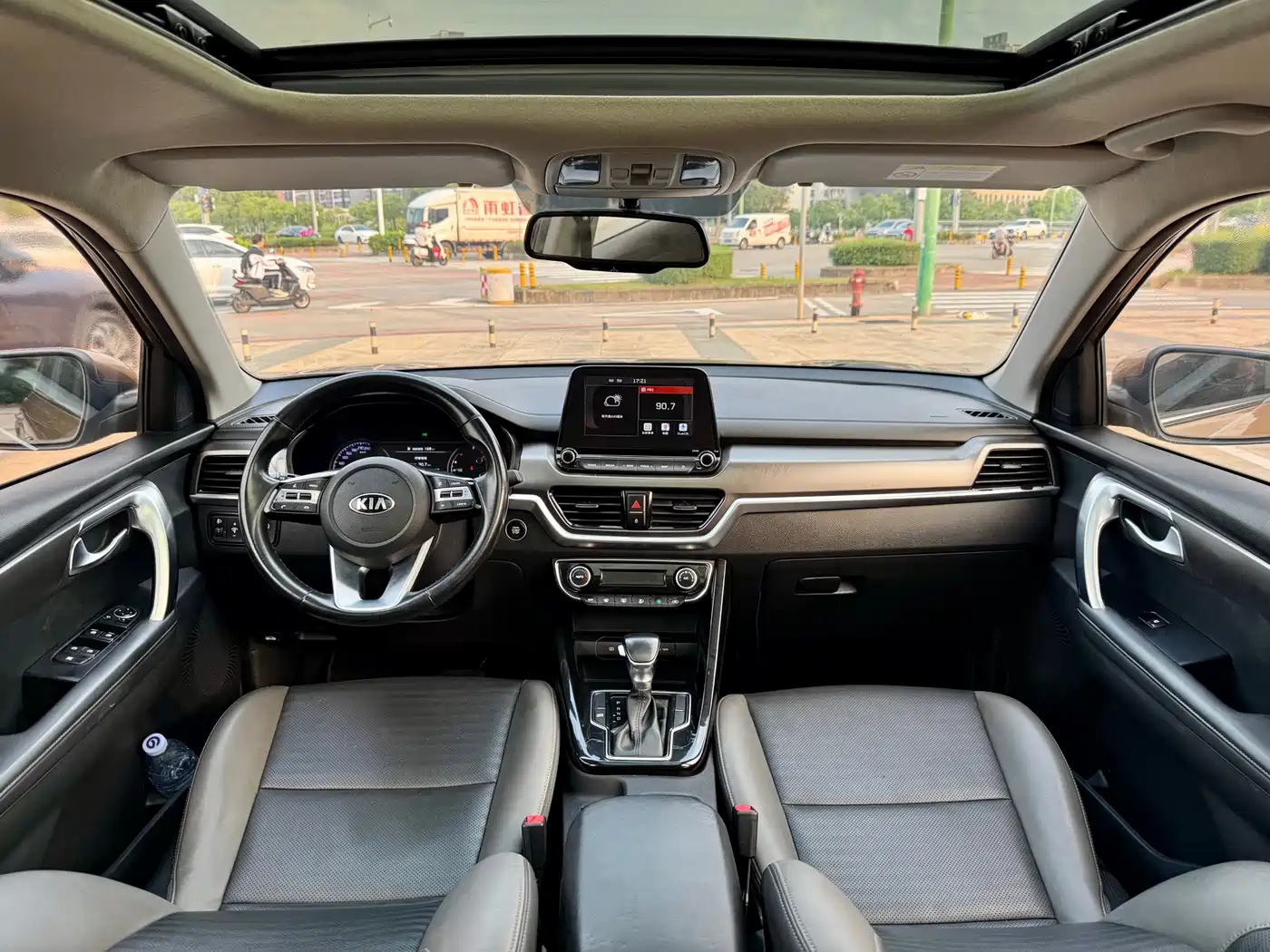 Kia Sportage 2018 2.0L Automatic Smart Luxury (China V) фото 4
