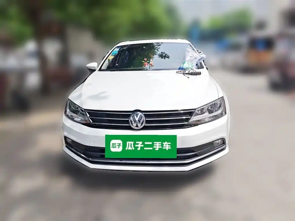 Volkswagen Sagitar 2015 230TSI Automatic Comfort фото 24