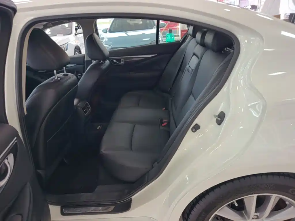 Infiniti Q50L 2022 2018 2.0T Comfort (China VI)