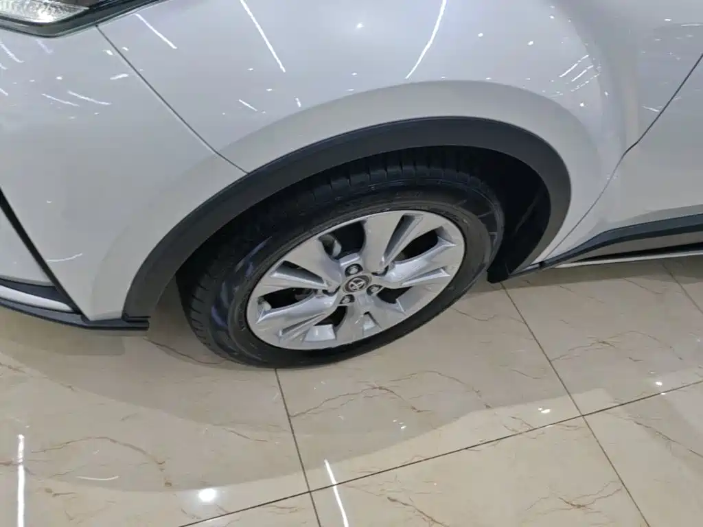 Toyota IZOA 2022 2021 2.0L Yixiang Edition