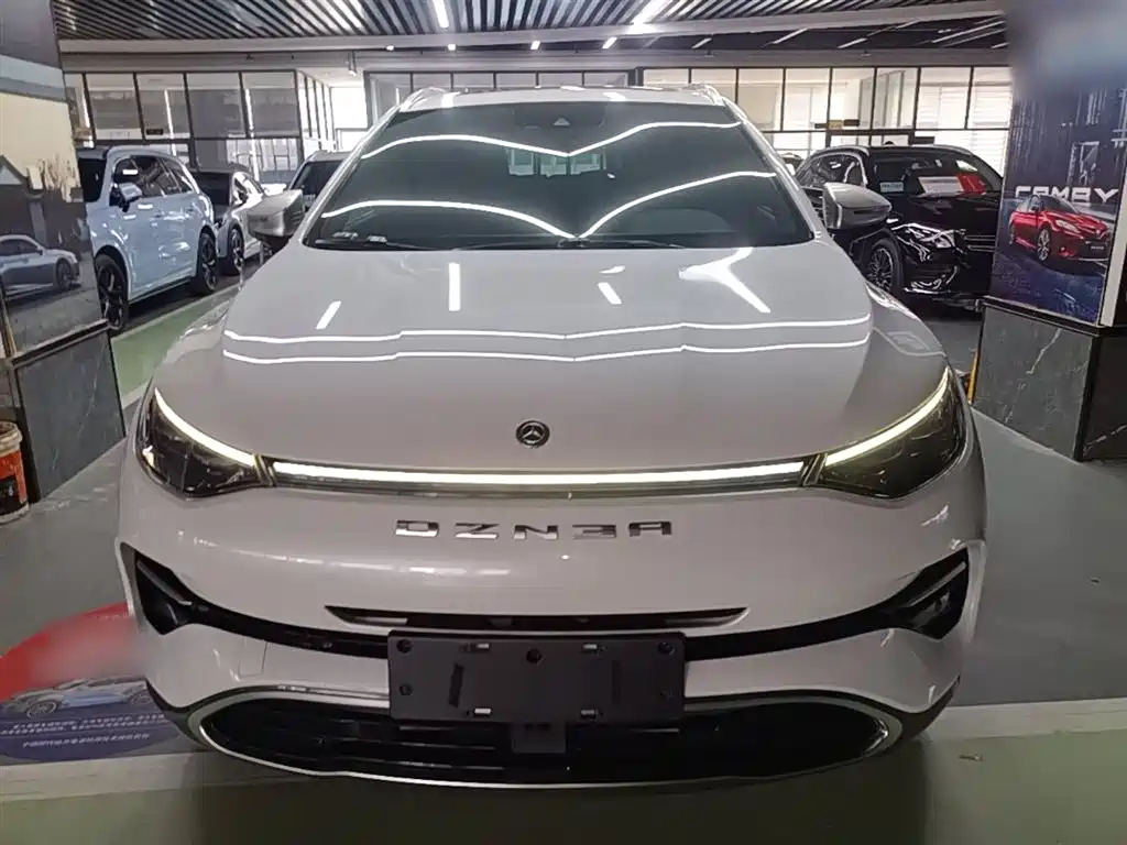 Denza X 2020 Model PHEV Flagship Edition фото 3