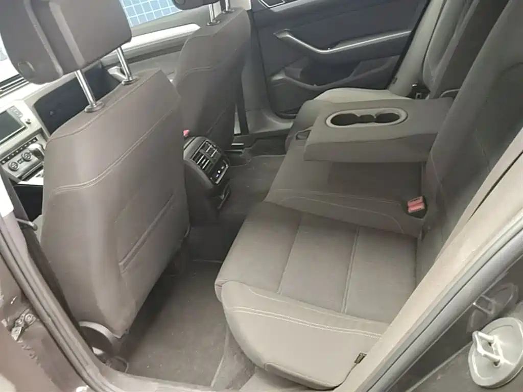 Volkswagen Weilan 2016 380TSI 2WD Comfort Edition фото 17