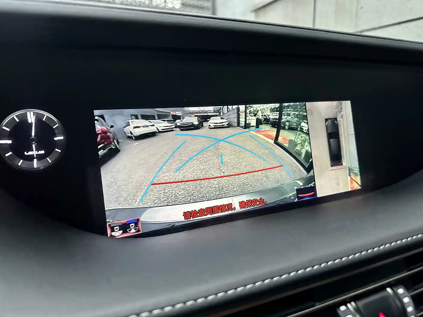 Lexus LS 2018 500h F SPORT China V фото 7