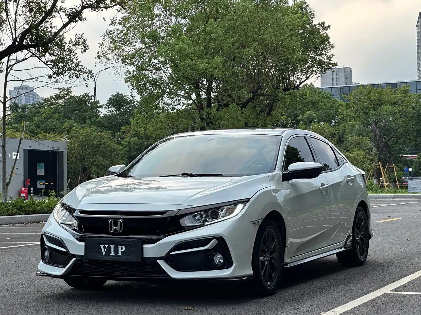 Фото 3 - Honda Civic