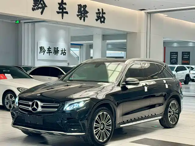 MERCEDES-BENZ GLC