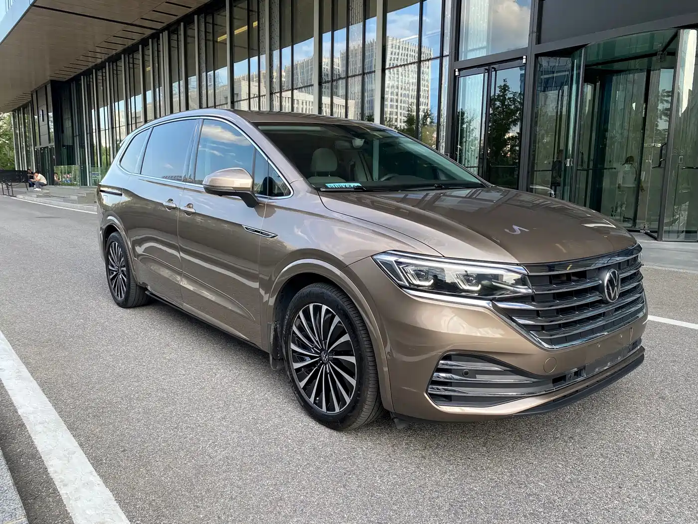 Volkswagen Viloran 2020 2020 380TSI Premium