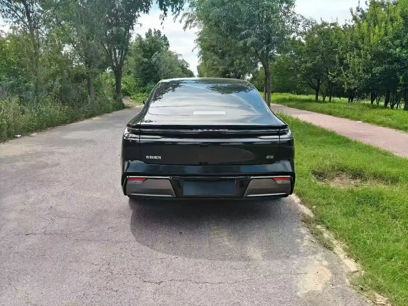 Geely Galaxy Galaxy E8 2025 2025 575km Exploration Smart Drive Edition