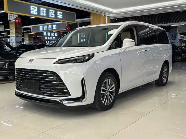 Buick GL8 2025