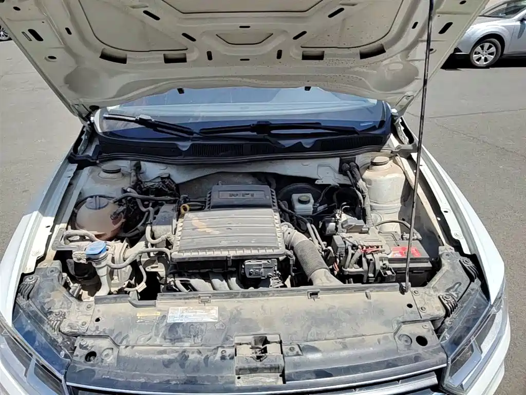 Volkswagen Bora 2018 1.5L Automatic Fashion фото 20