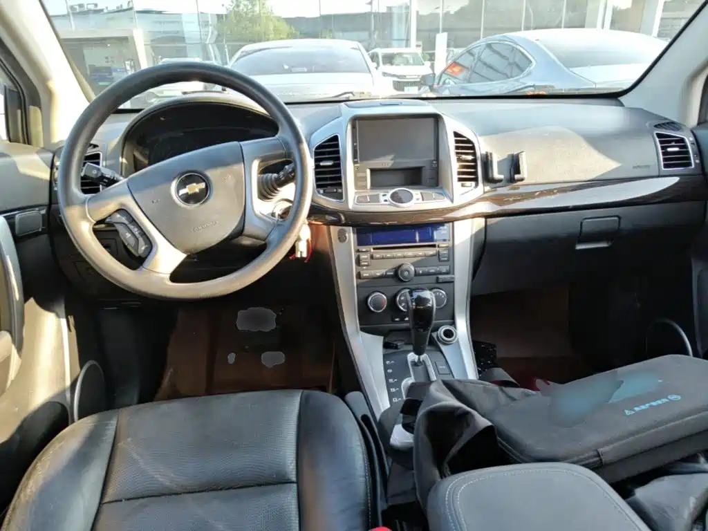 Chevrolet Captiva 2014 2014 2.4L 2WD Urban 7-seater