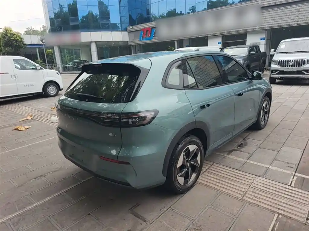 Geely Galaxy Galaxy E5 2024 530km Voyage Edition фото 7